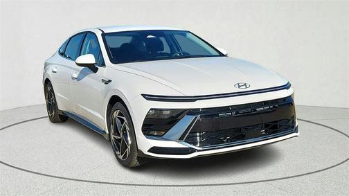 2026 Hyundai SONATA SEL