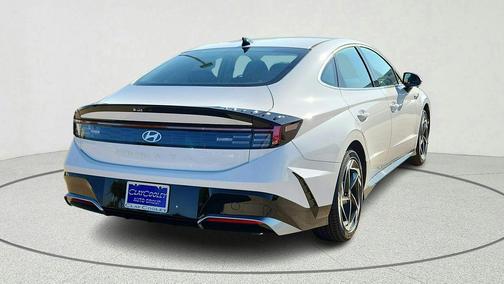 2026 Hyundai SONATA SEL