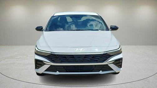 2025 Hyundai ELANTRA HEV SEL Sport