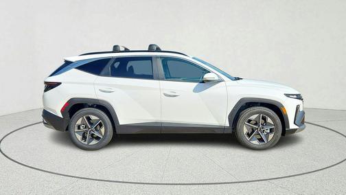 Serenity White Pearl 2026 Hyundai TUCSON SEL Premium