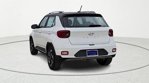 2026 Hyundai VENUE SEL w/Two-Tone Roof