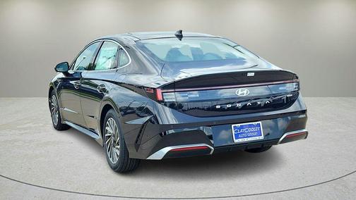 2025 Hyundai SONATA Hybrid Limited