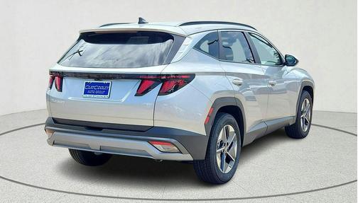 Shimmering Silver 2025 Hyundai TUCSON SEL