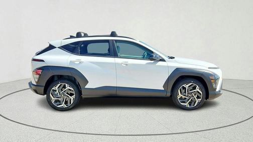 Atlas White 2026 Hyundai KONA SEL Premium