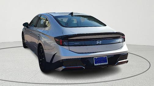 Aero Silver 2024 Hyundai SONATA SEL