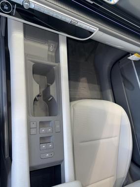 2025 Hyundai IONIQ 6 Limited