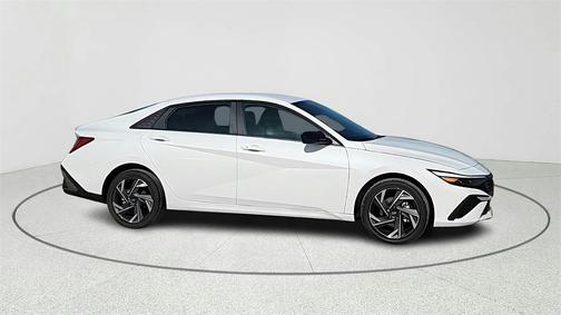 2025 Hyundai ELANTRA HEV SEL Sport