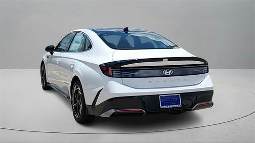 2026 Hyundai SONATA SEL