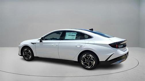 2026 Hyundai SONATA SEL