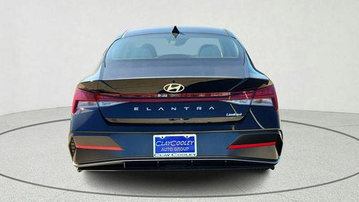 Abyss Black 2026 Hyundai ELANTRA Limited