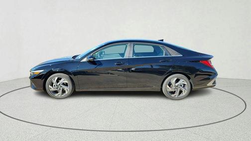 Abyss Black 2026 Hyundai ELANTRA Limited