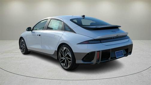 2025 Hyundai IONIQ 6 SEL