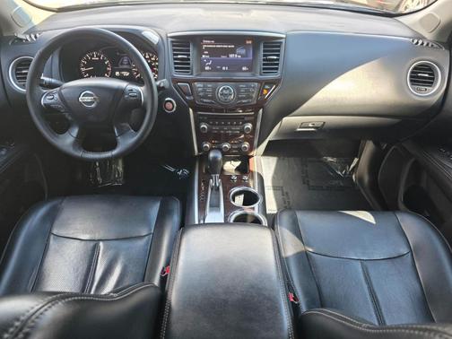2015 Nissan Pathfinder Platinum