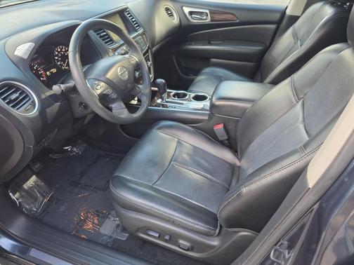 2015 Nissan Pathfinder Platinum