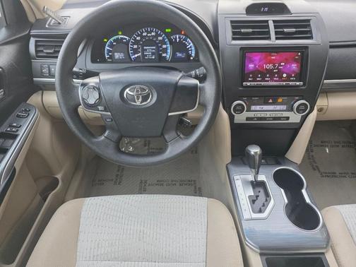 2012 Toyota Camry Hybrid XLE