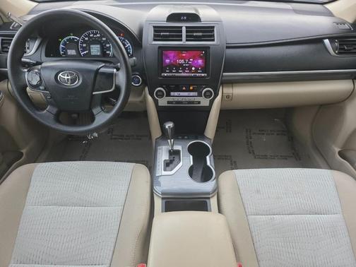 2012 Toyota Camry Hybrid XLE