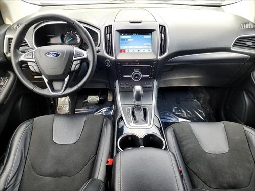2016 Ford Edge Sport