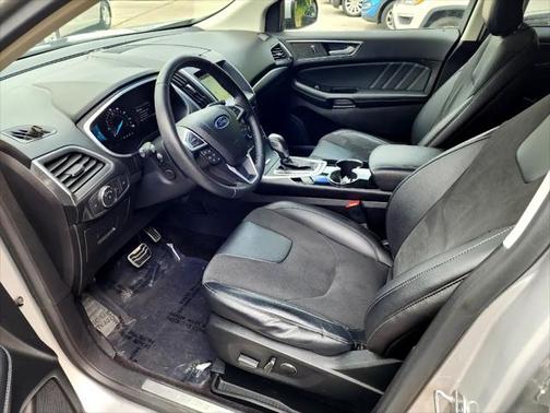 2016 Ford Edge Sport