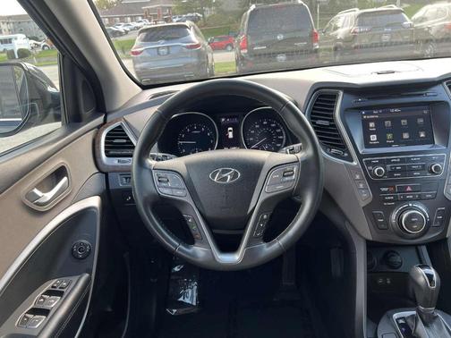 2017 Hyundai SANTA FE Limited