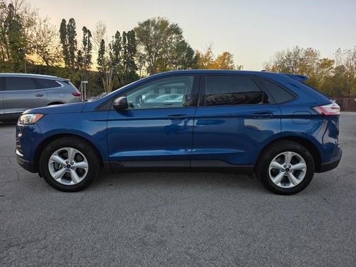 2020 Ford Edge SE