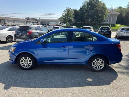 2017 Chevrolet Sonic LS