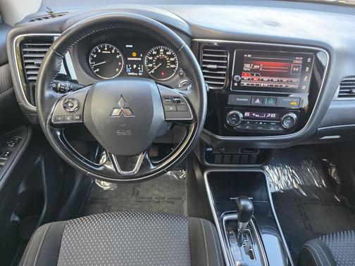 2018 Mitsubishi Outlander SE