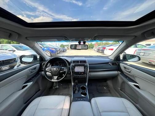 2016 Toyota Camry Hybrid LE