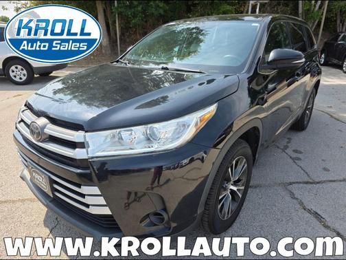 2017 Toyota Highlander LE I4