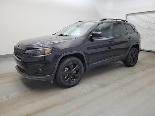 Diamond Black Crystal Pearlcoat 2021 Jeep Cherokee Altitude