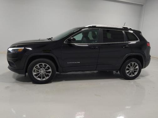 Diamond Black Crystal Pearlcoat 2020 Jeep Cherokee Latitude Plus
