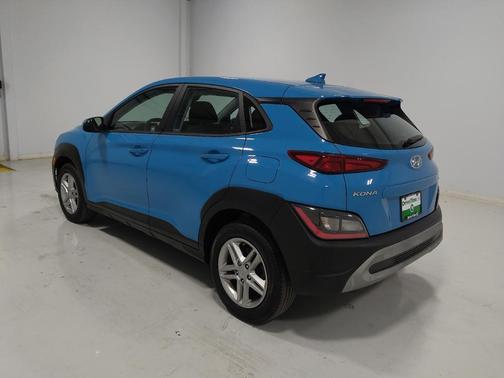 2022 Hyundai KONA SE