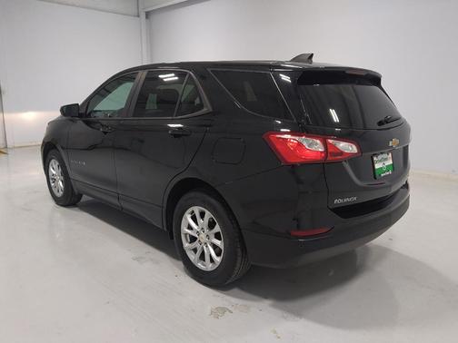 Mosaic Black Metallic 2020 Chevrolet Equinox LS