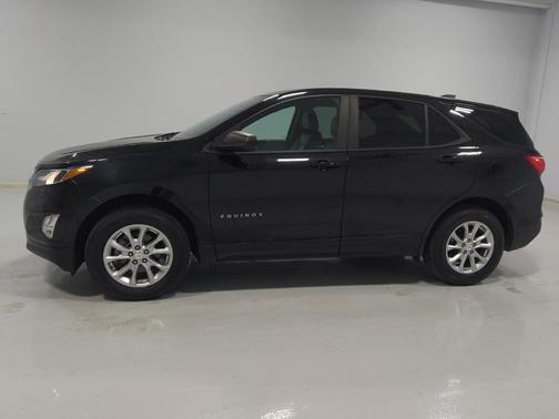 Mosaic Black Metallic 2020 Chevrolet Equinox LS