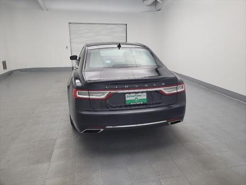 2019 Lincoln Continental Select