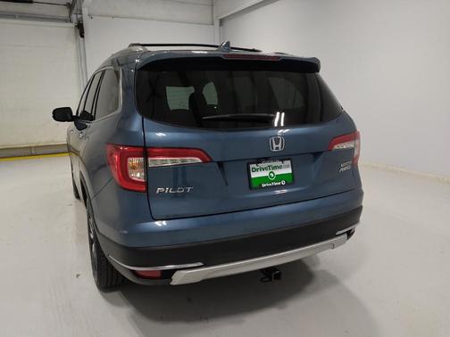2019 Honda Pilot Touring 8-Passenger