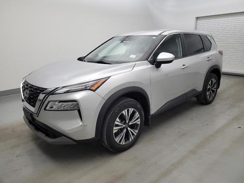 Brilliant Silver Metallic 2023 Nissan Rogue SV