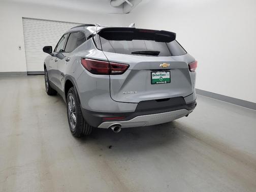 Sterling Gray Metallic 2024 Chevrolet Blazer 2LT