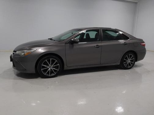 2017 Toyota Camry XSE