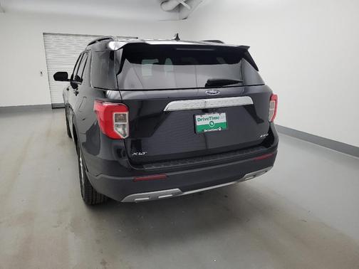 Agate Black Metallic 2021 Ford Explorer XLT