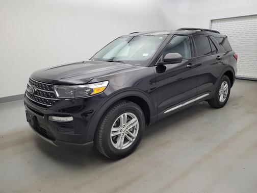Agate Black Metallic 2021 Ford Explorer XLT