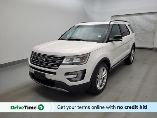 White 2016 Ford Explorer XLT