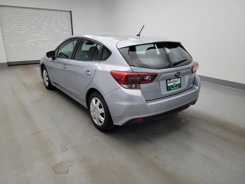 Ice Silver Metallic 2022 Subaru Impreza Base