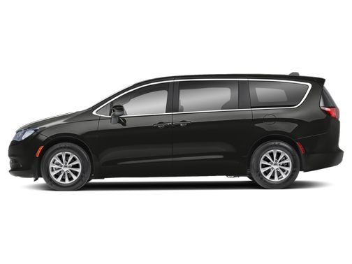 Brilliant Black Crystal Pearlcoat 2021 Chrysler Voyager LXI
