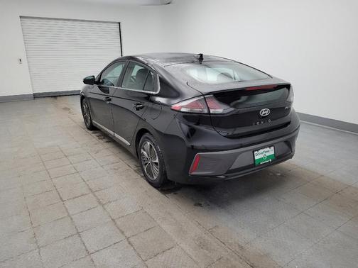 2021 Hyundai IONIQ Plug-In Hybrid SEL