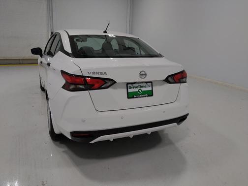 2021 Nissan Versa 1.6 S