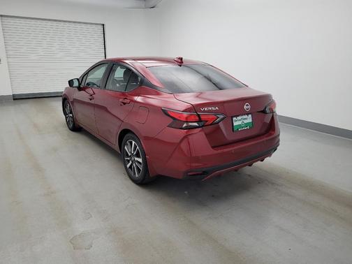 Scarlet Ember Pearl Metallic 2020 Nissan Versa 1.6 SV
