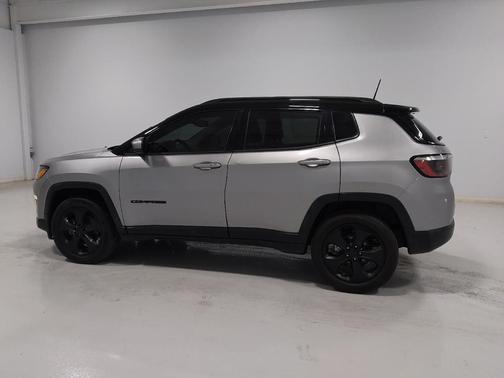 Billet Silver Metallic Clearcoat 2021 Jeep Compass Latitude