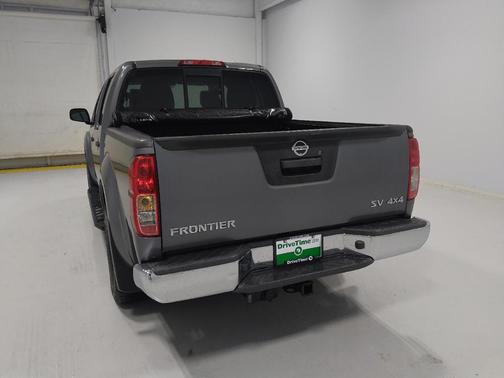 2017 Nissan Frontier SV