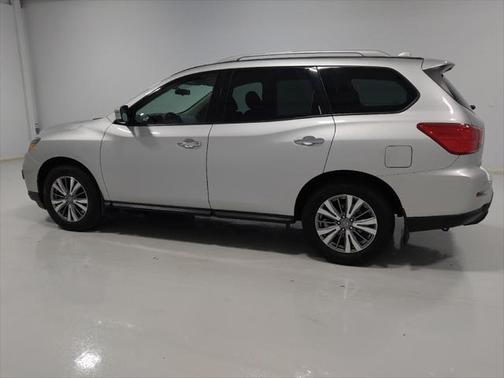2020 Nissan Pathfinder S 4WD