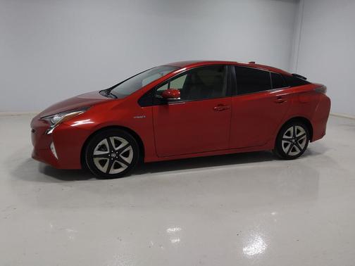 2016 Toyota Prius Three Touring